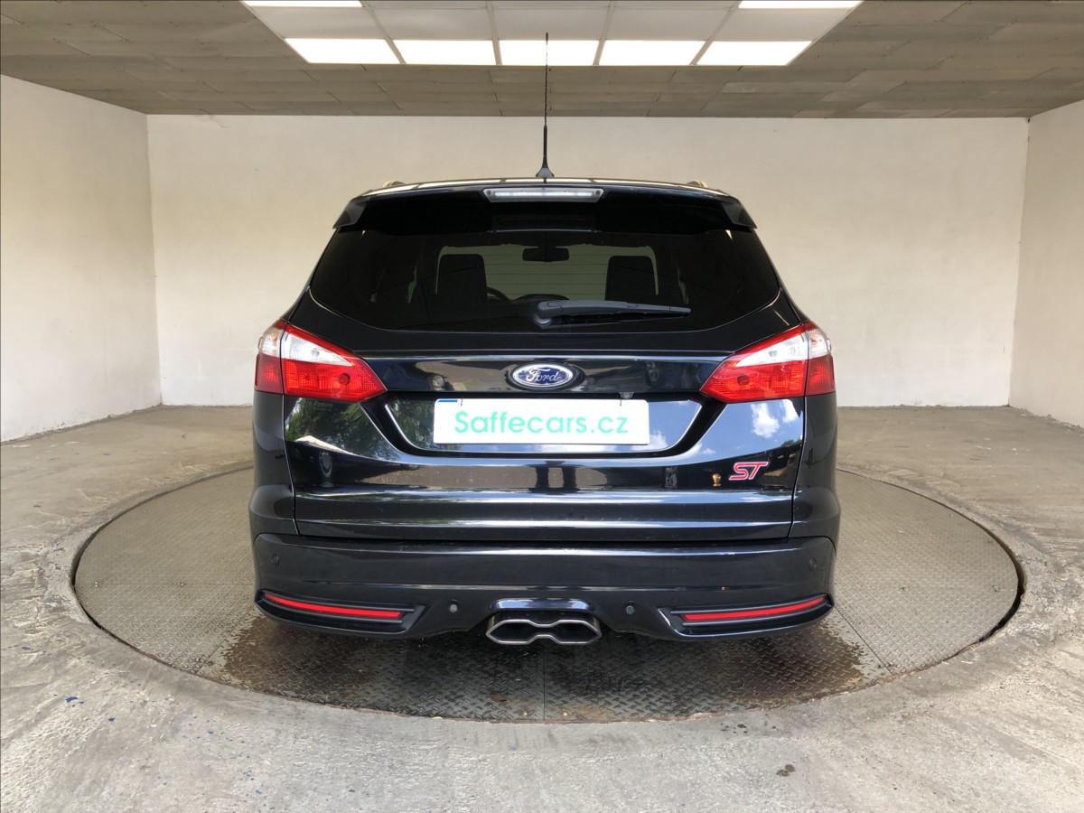 ford-focus-2-0-16v-st - 5