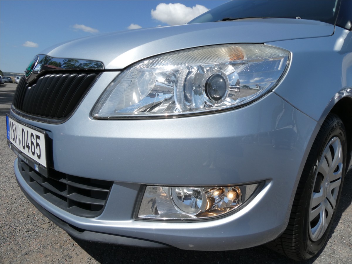 skoda-fabia-1-2-tsi-63kw-sport-digi-klima - 3