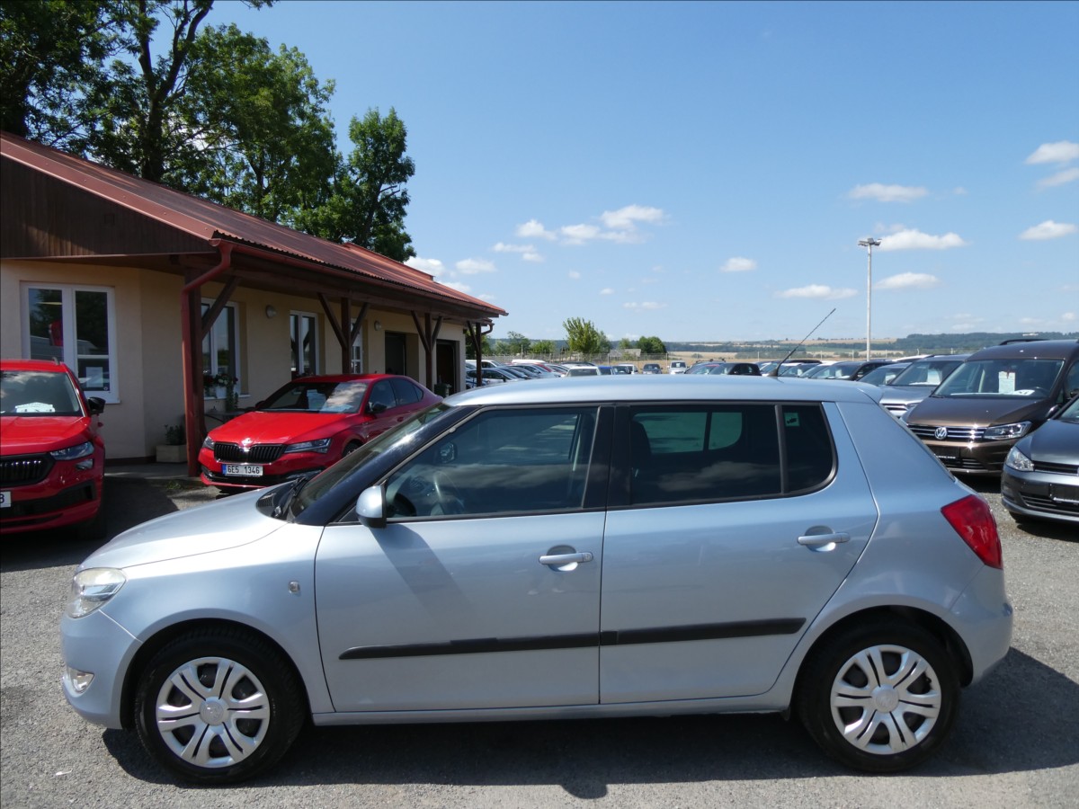 skoda-fabia-1-2-tsi-63kw-sport-digi-klima - 5