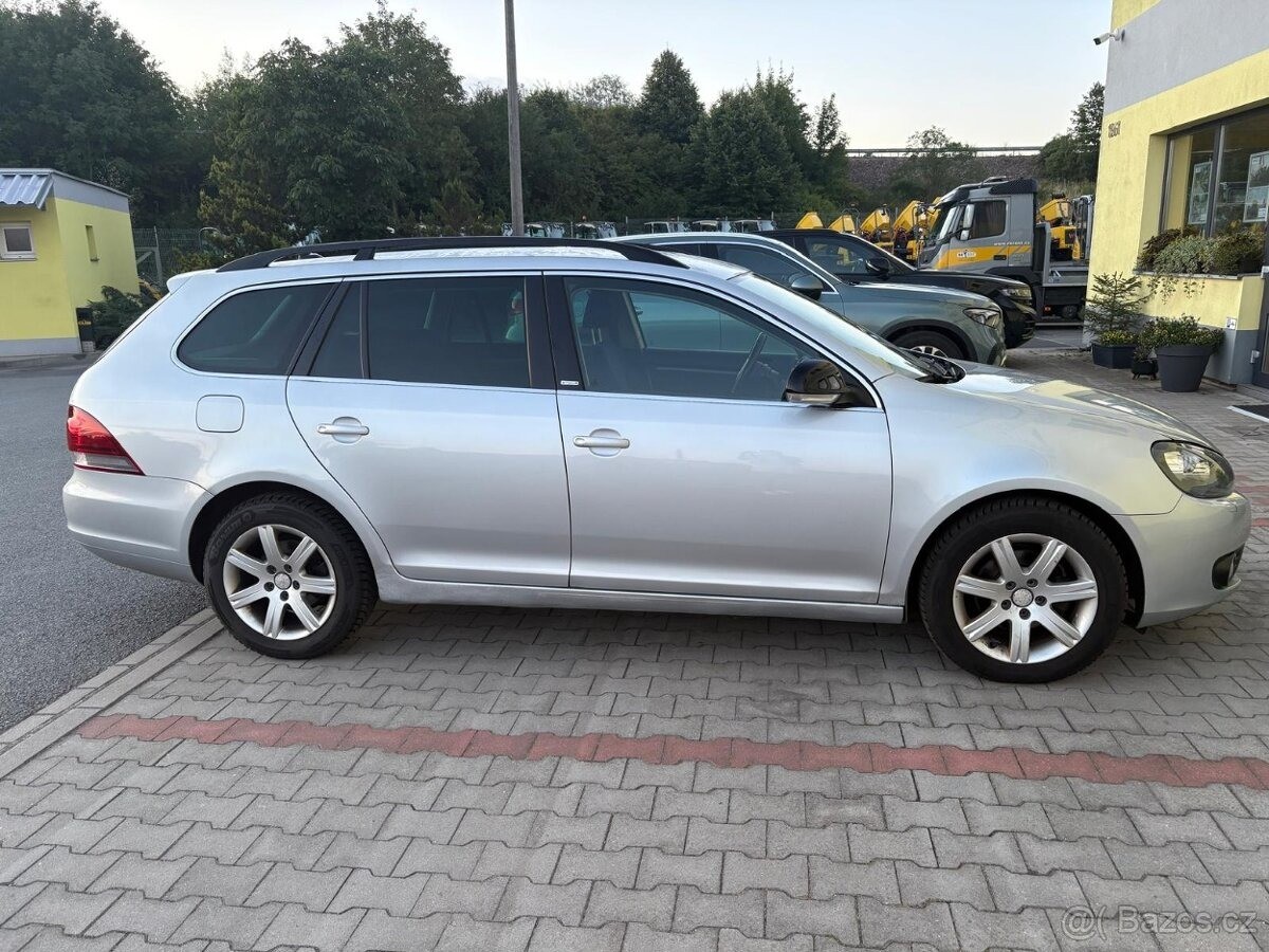 volkswagen-golf-1-6-tdi-style-77-kw-2011 - 1