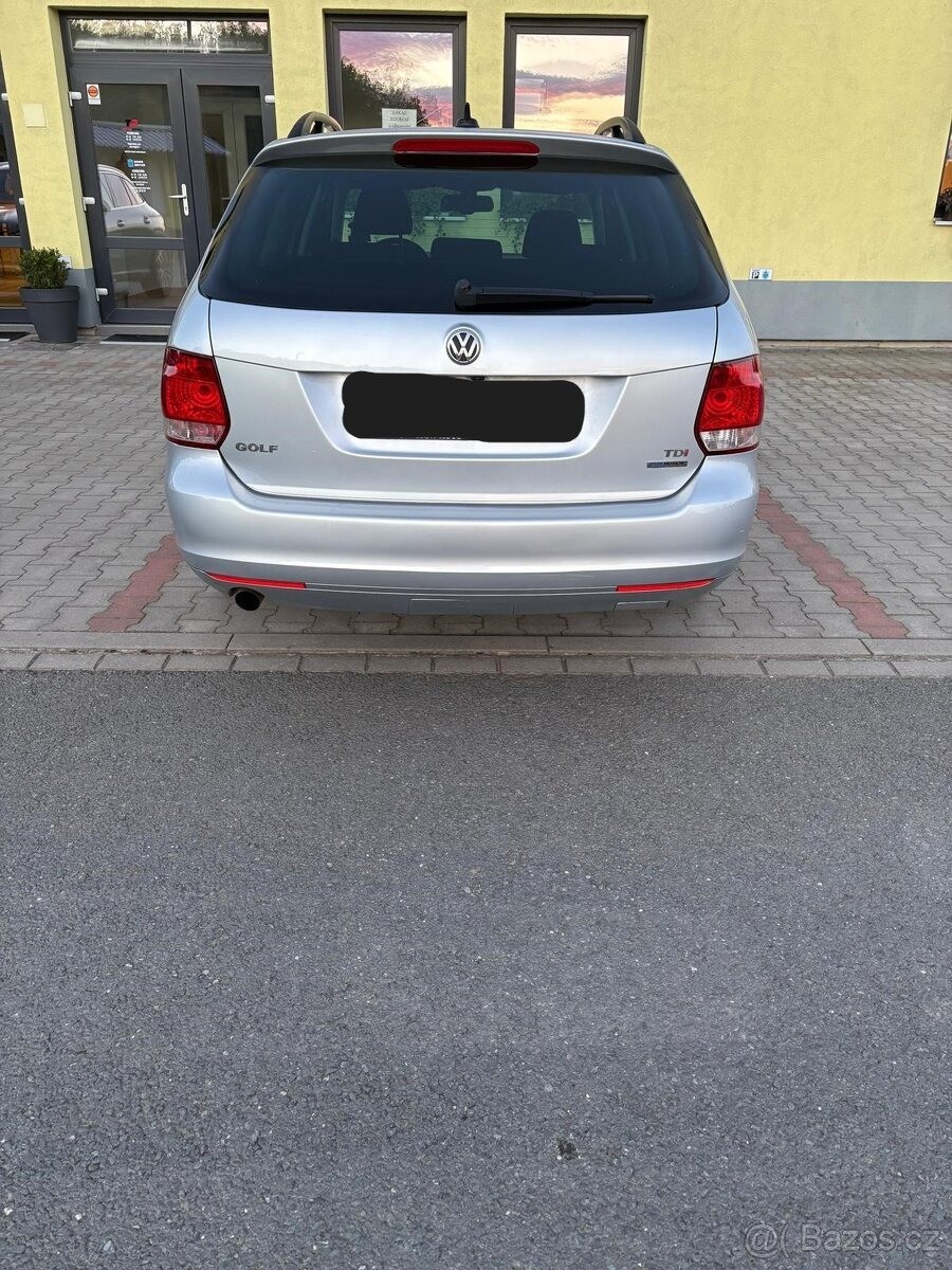 volkswagen-golf-1-6-tdi-style-77-kw-2011 - 4
