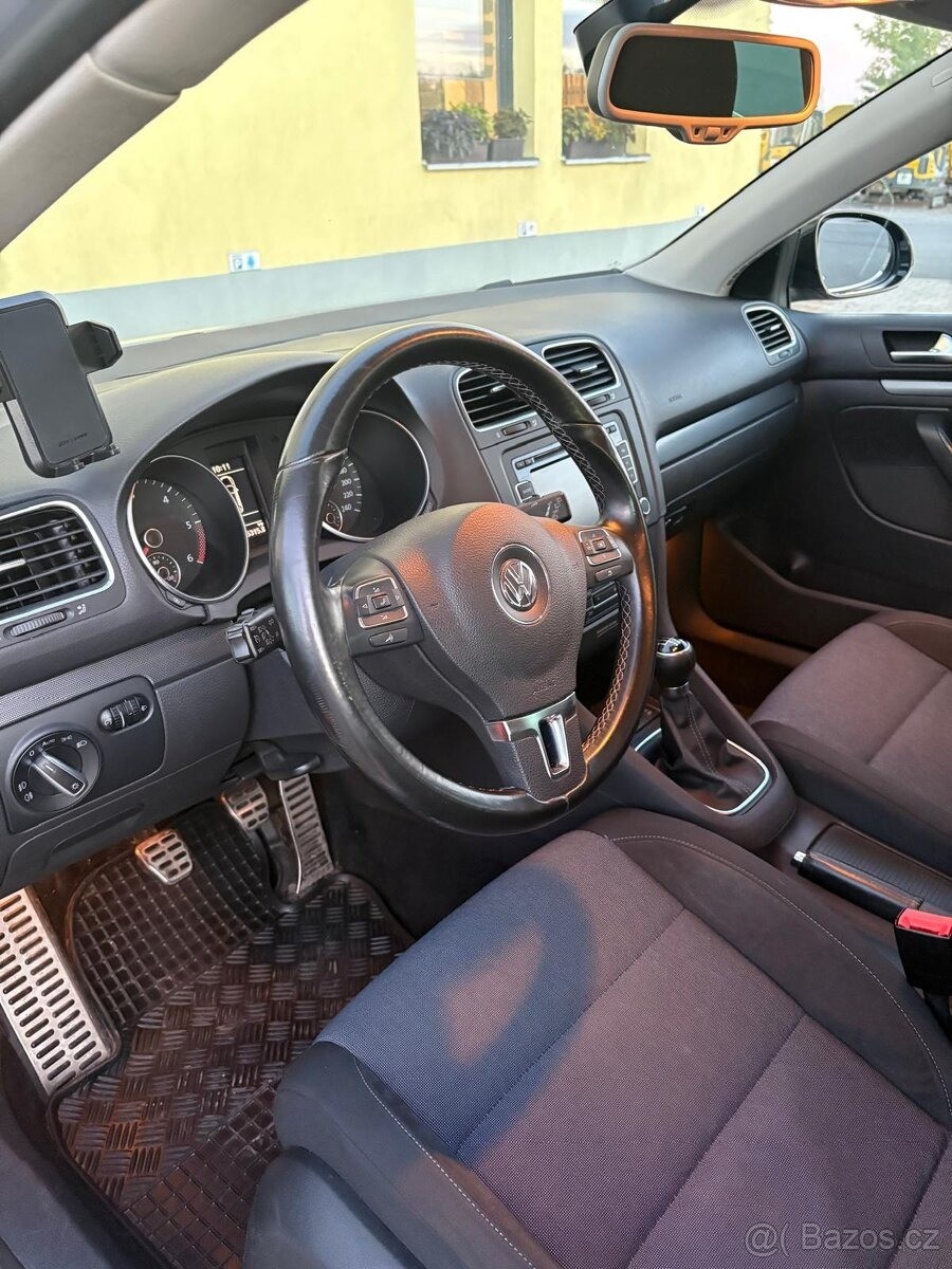 volkswagen-golf-1-6-tdi-style-77-kw-2011 - 6