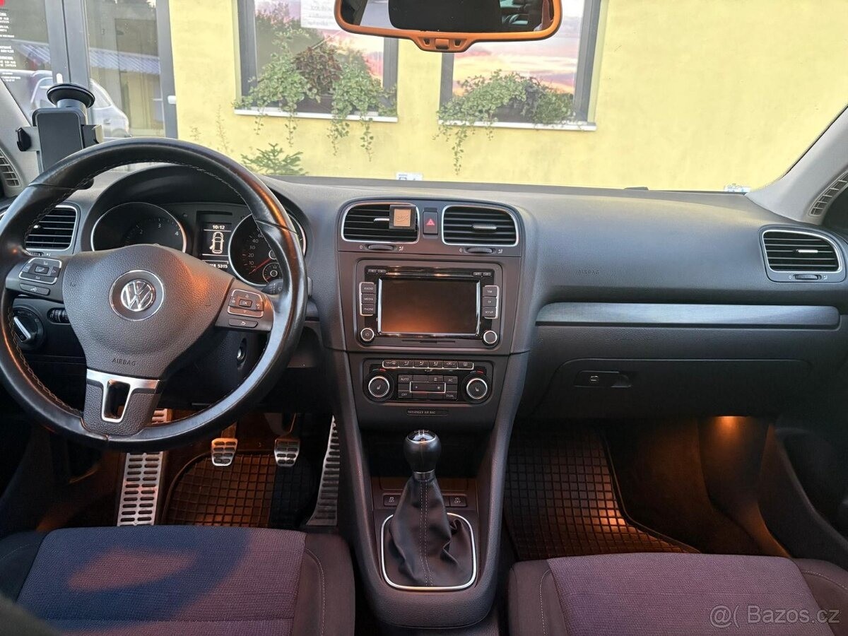 volkswagen-golf-1-6-tdi-style-77-kw-2011 - 7