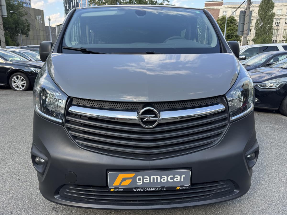Opel Vivaro 1,6 klimatizace+6.MIST