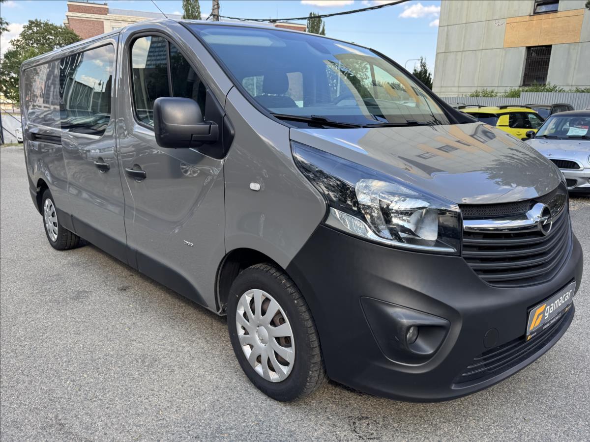 opel-vivaro-1-6-klimatizace-6-mist - 1