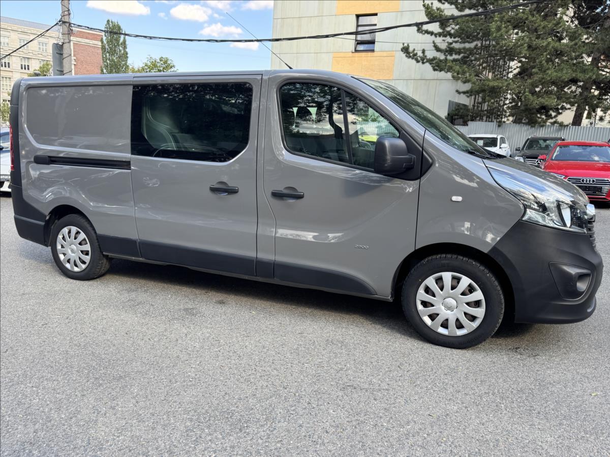 opel-vivaro-1-6-klimatizace-6-mist - 2