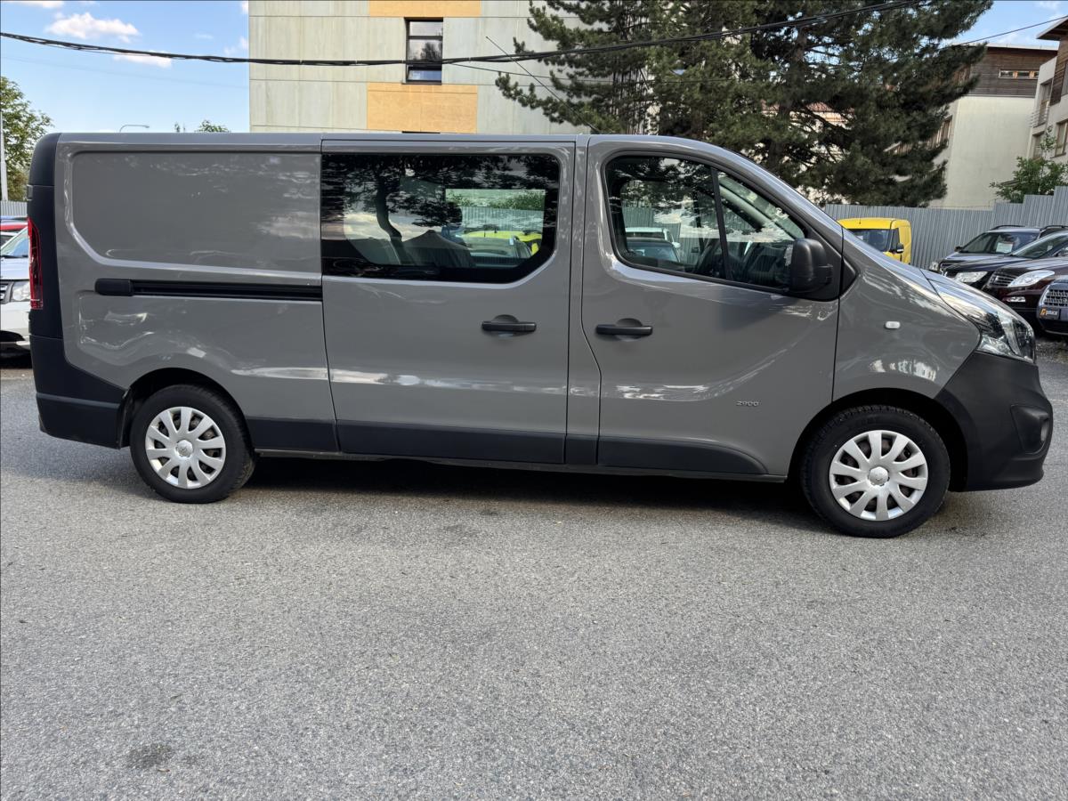 opel-vivaro-1-6-klimatizace-6-mist - 3