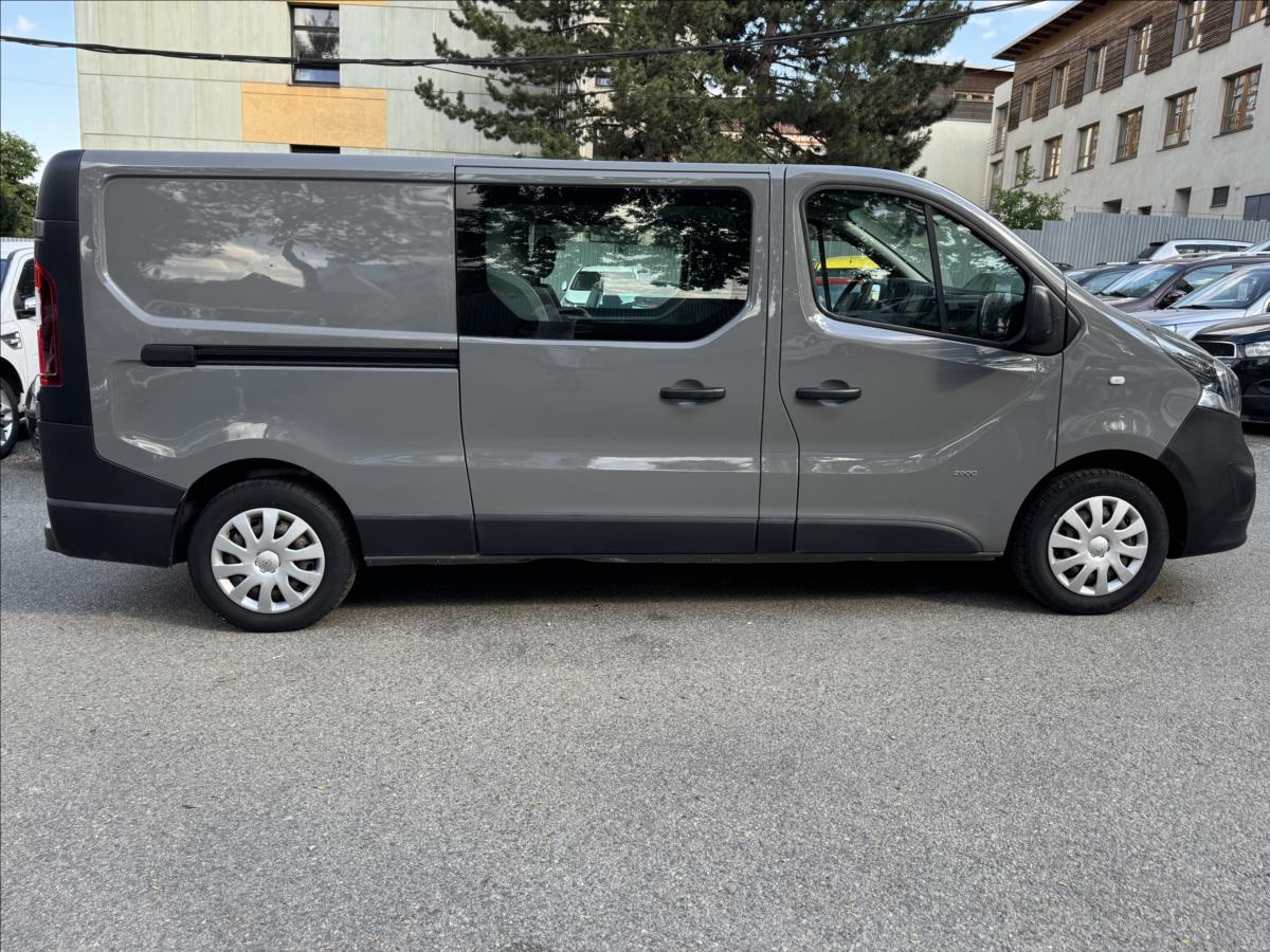opel-vivaro-1-6-klimatizace-6-mist - 4