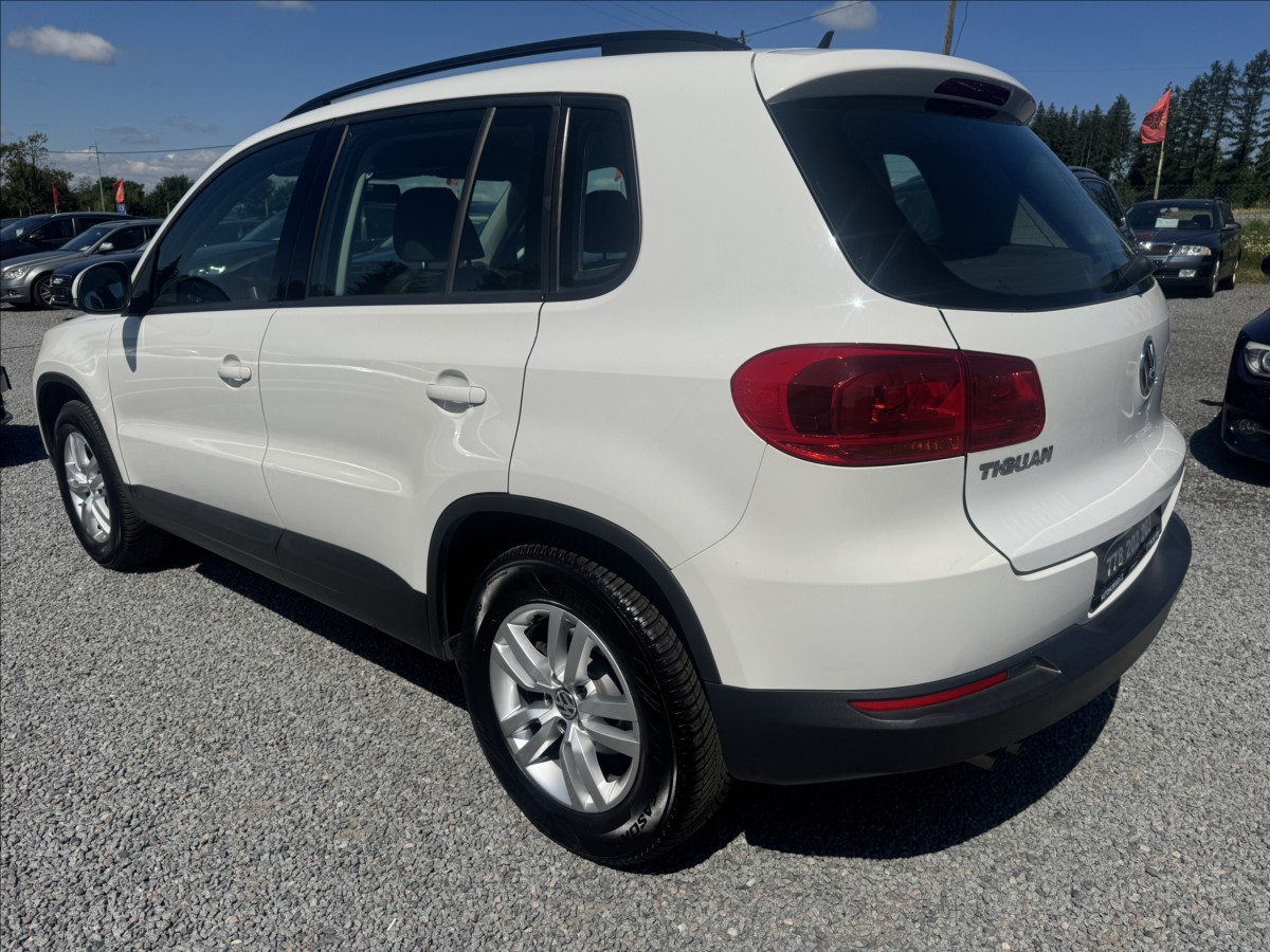 volkswagen-tiguan-2-0-tdi-81kw-trend-fun - 4