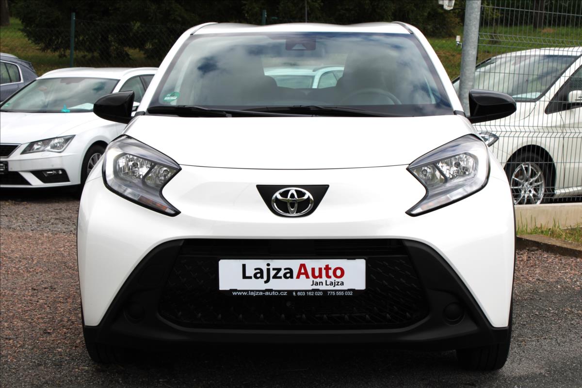 toyota-aygo-1-0-vvt-i-comfort-10-600-km - 2