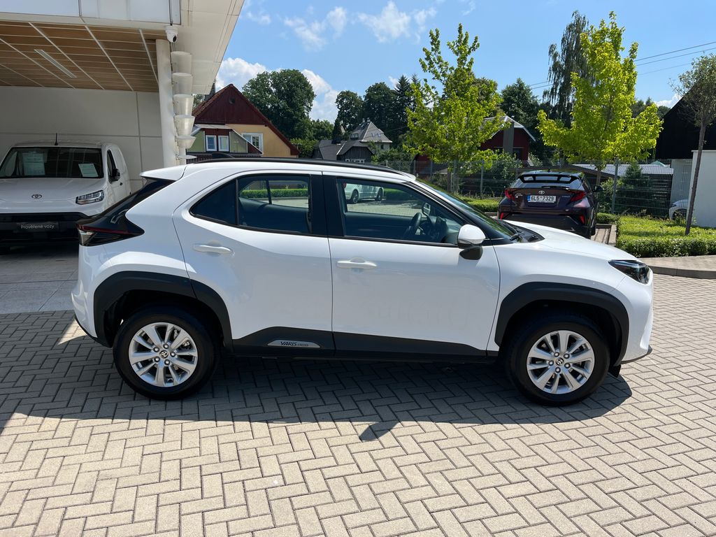 toyota-yaris-cross-1-5-hybrid-e-cvt-comfort - 6