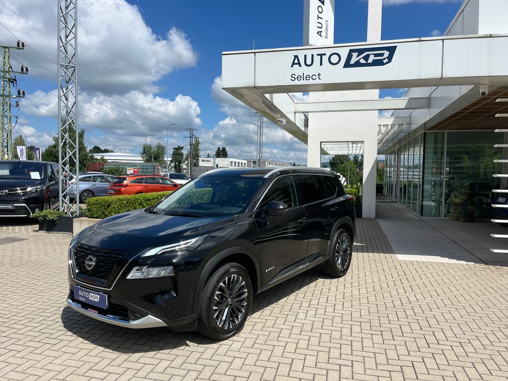 Nissan e-Power 213k e-4orce 4x4 Tekna