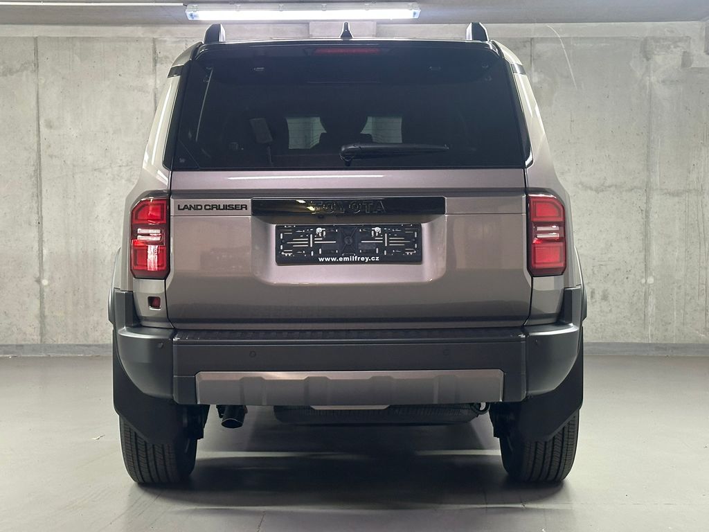 toyota-land-cruiser-2-8l-d-4d-diesel-48v-mhev-4x4-executive - 5