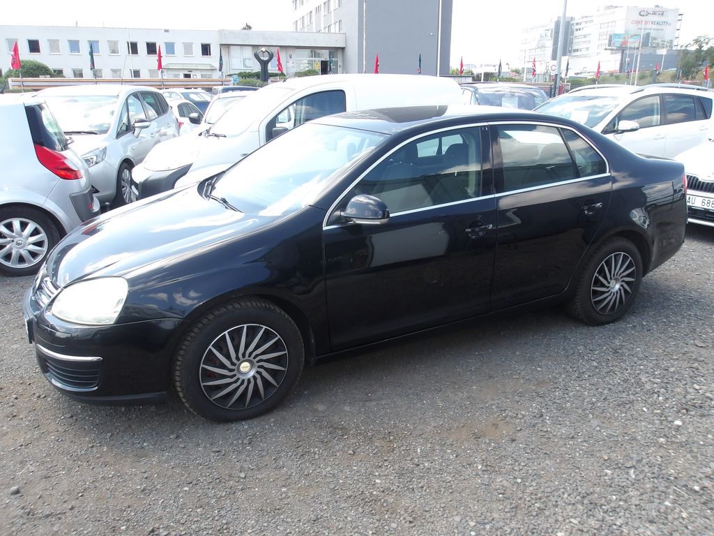 volkswagen-golf-1-9tdi-77kw-po-rozvodech - 1