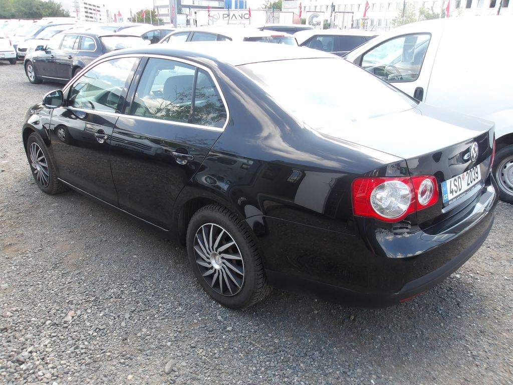 volkswagen-golf-1-9tdi-77kw-po-rozvodech - 6