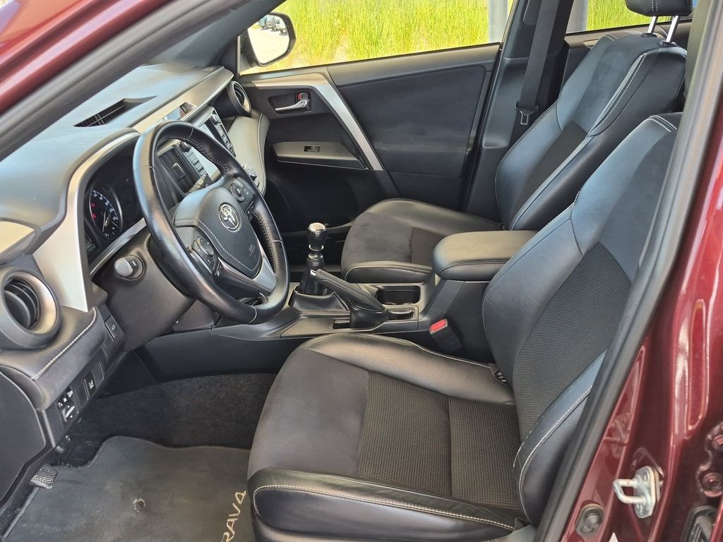 toyota-rav4-2-0-d-4d-105-kw-active-trend-2 - 9