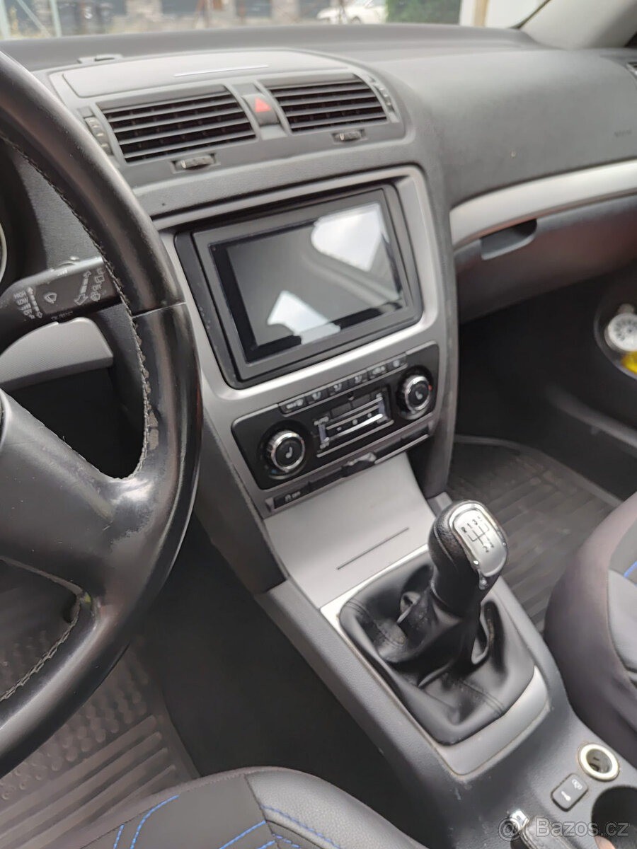 skoda-octavia-ii-facelift-tdi-rv-2010-77kw - 6