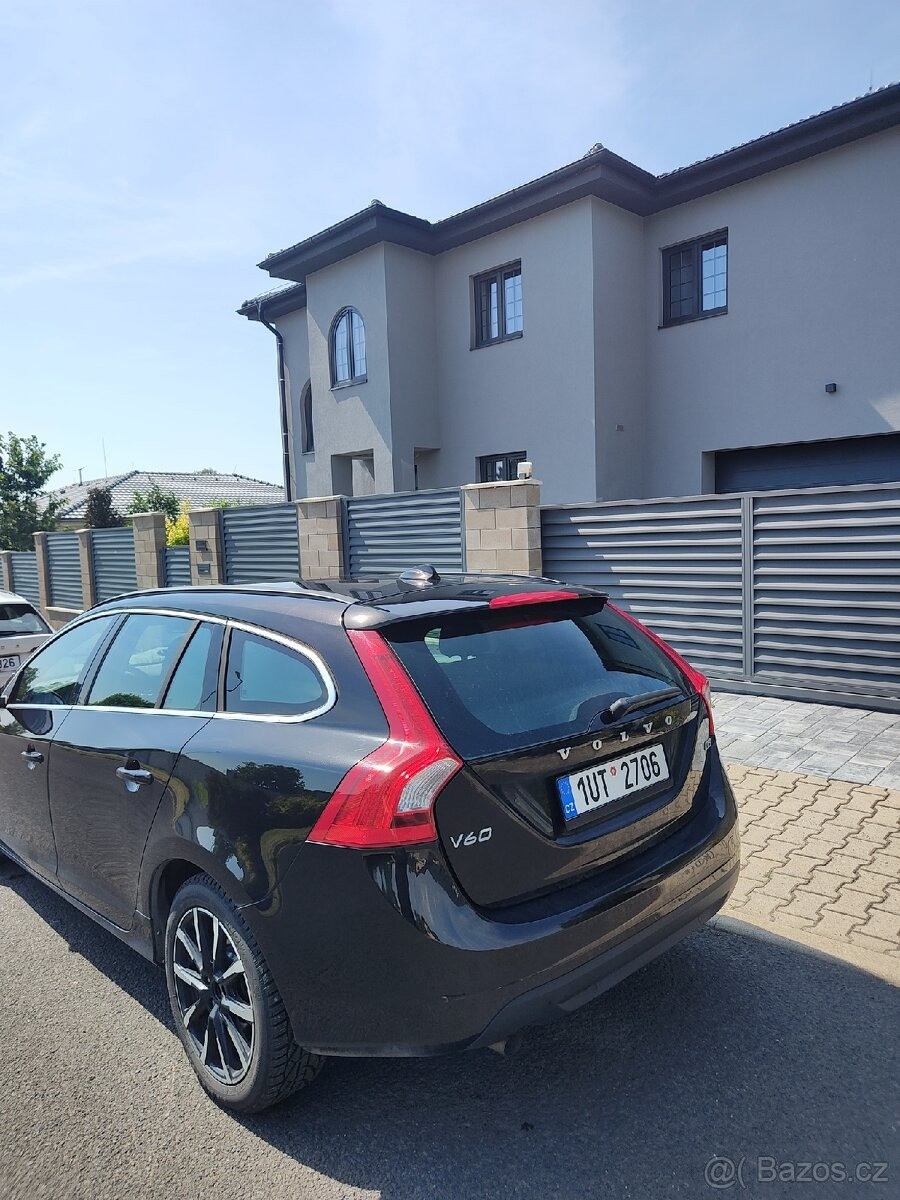 volvo-v60-2-0-100kw-rok-v-2013-automat - 4