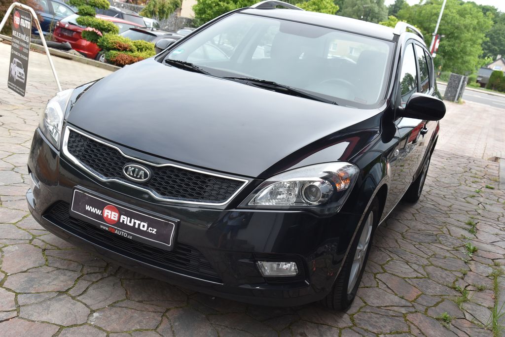 kia-ceed-1-4i-66-kw-sportwagon - 2