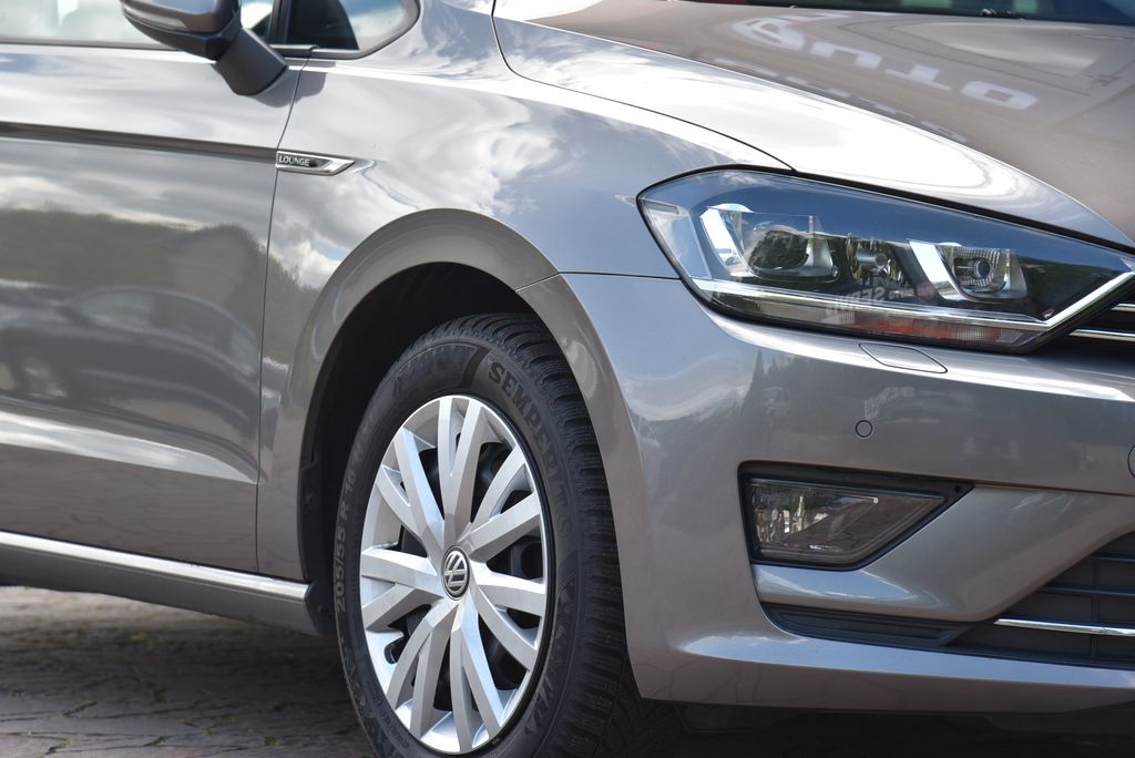volkswagen-golf-sportsvan-1-2-tsi-81-kw-lounge - 1