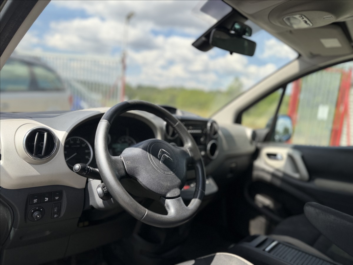 citroen-berlingo-1-6-automat-nove-pneu - 9