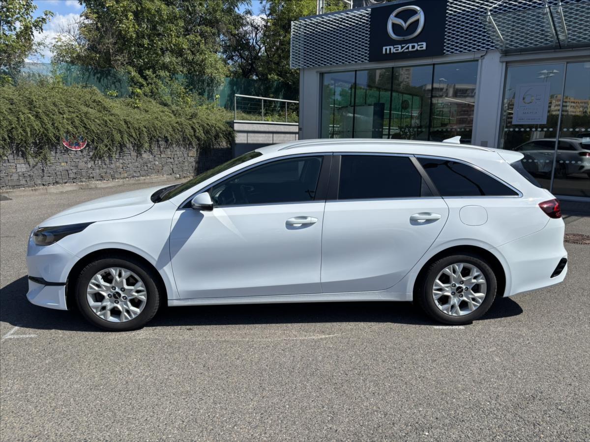kia-ceed-1-5-tgdi-at-top-zaruka-adaptiv - 1