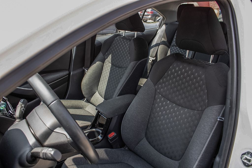 toyota-corolla - 9