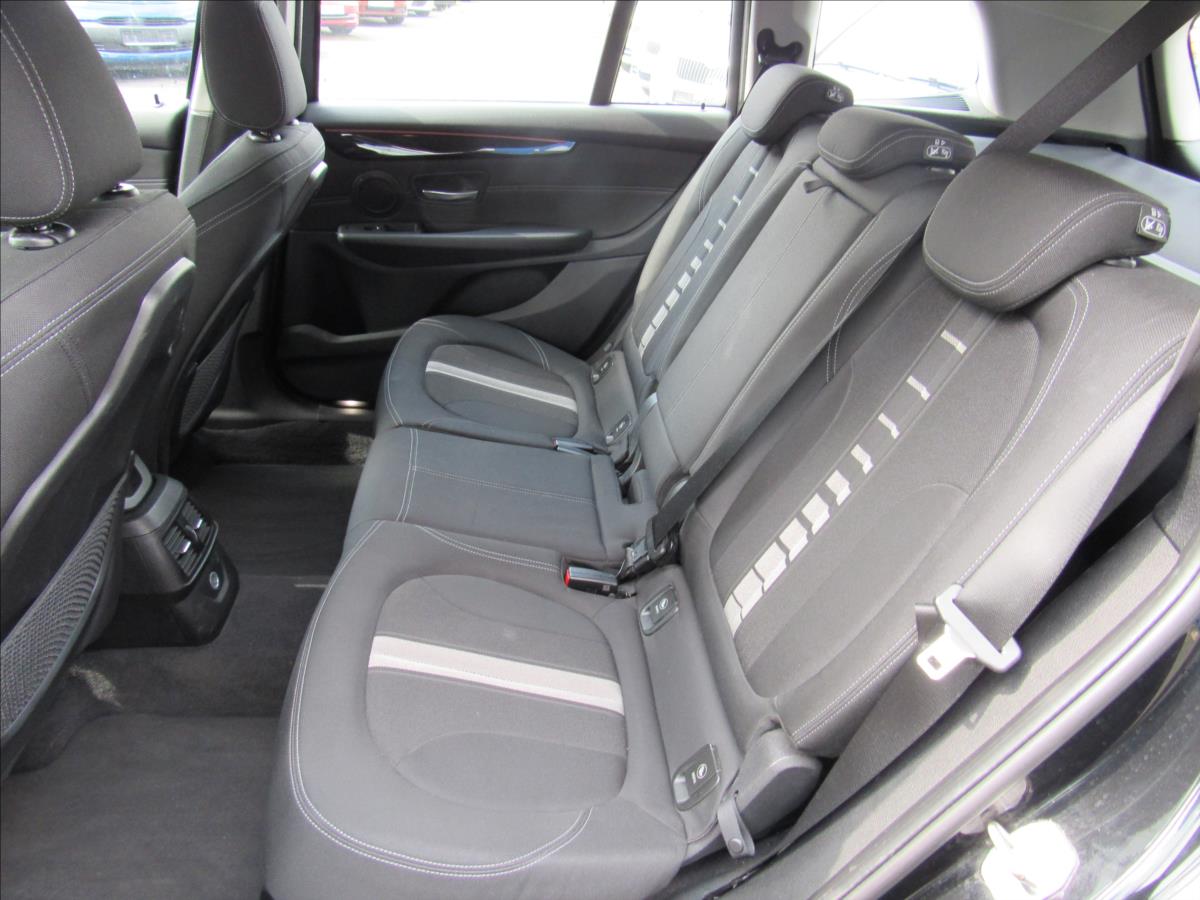 bmw-rada-2-2-0-d-218-gran-tourer-110-kw - 9
