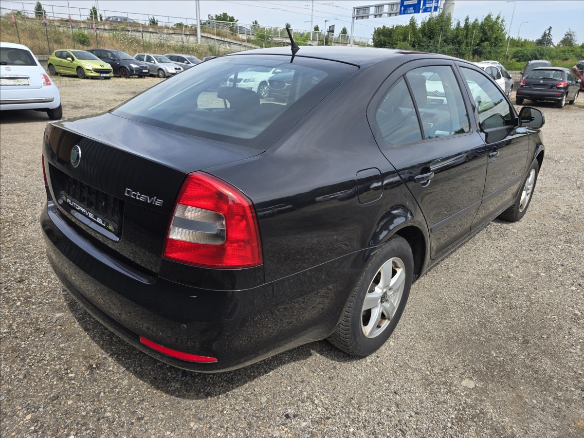 skoda-octavia-1-2-tsi-77-kw - 4