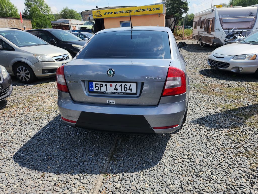 skoda-octavia-1-6-tdi - 6