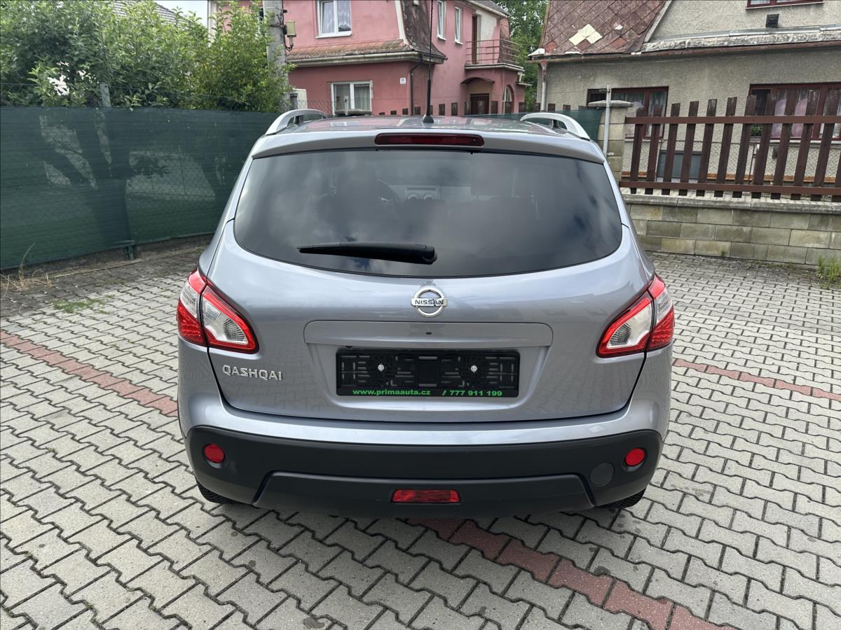 nissan-qashqai-2-0-4x4-automat-tekna - 5