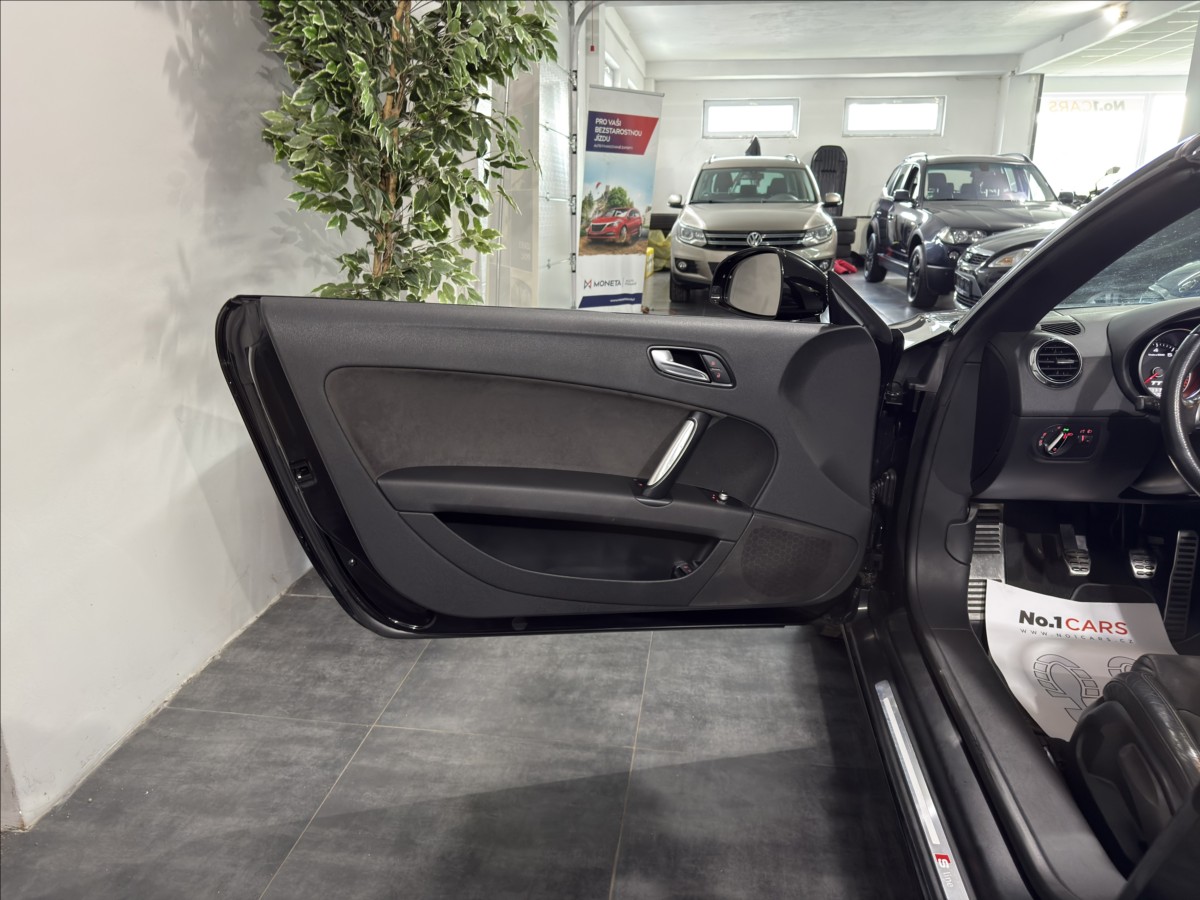 audi-tt-2-0-t211hp-fl-3xs-line-top - 5