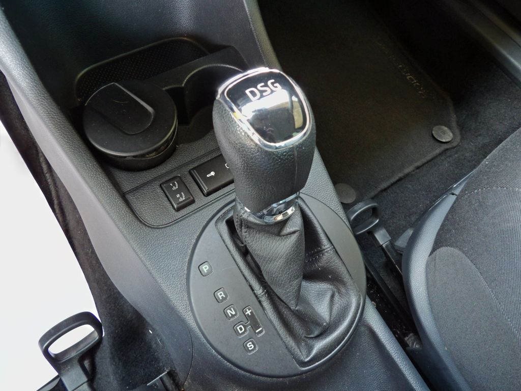 skoda-roomster-1-2tsi-77kw-dsg-ambition - 8