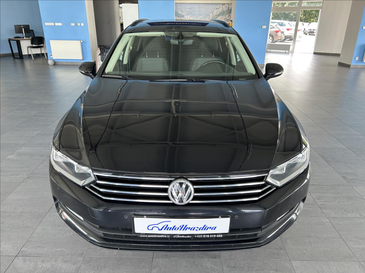 volkswagen-passat-2-0-tdi-110kw-1-maj-serviska - 1