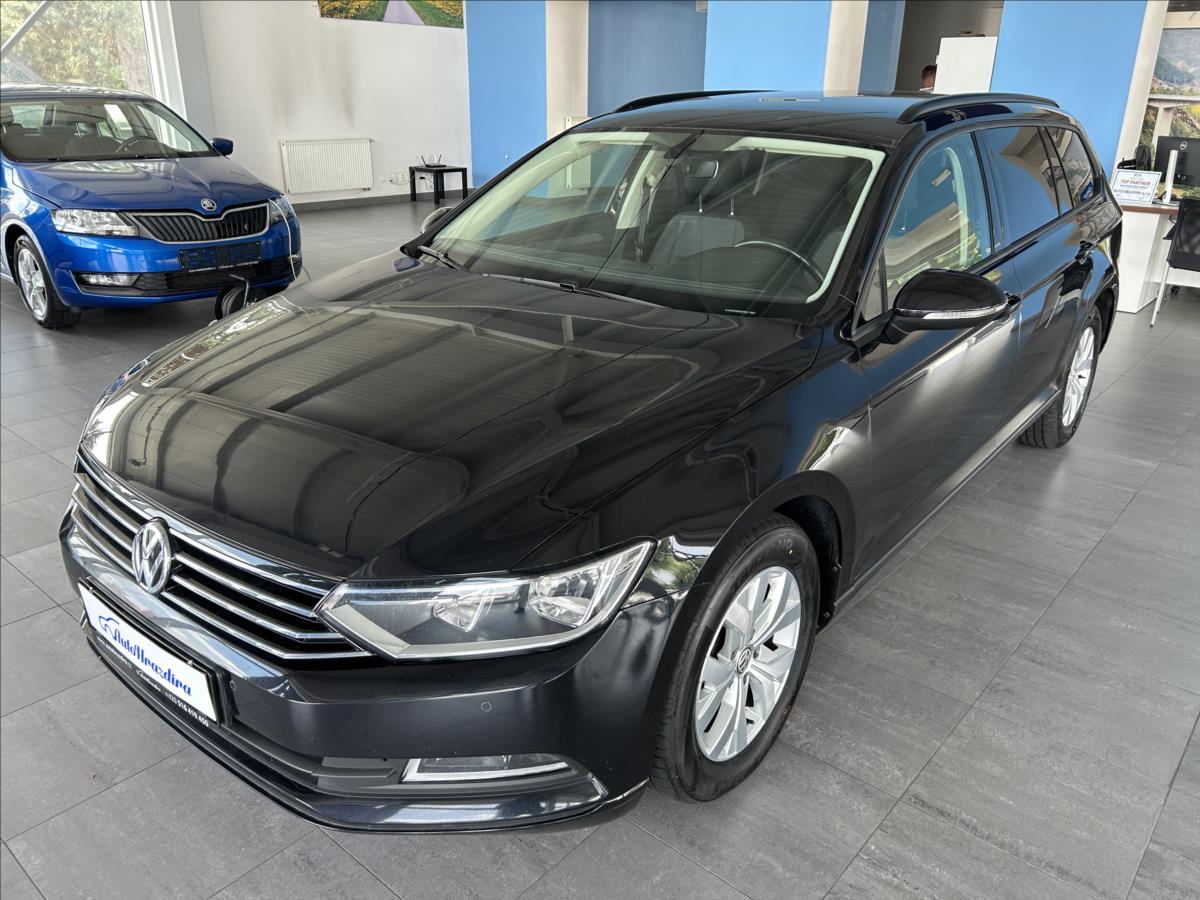 volkswagen-passat-2-0-tdi-110kw-1-maj-serviska - 2