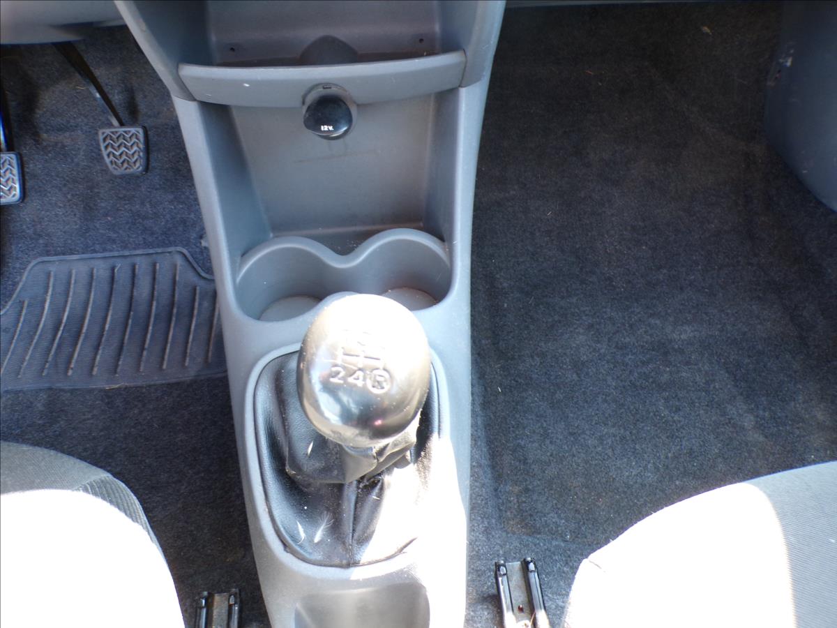 citroen-c1-1-0-i - 8