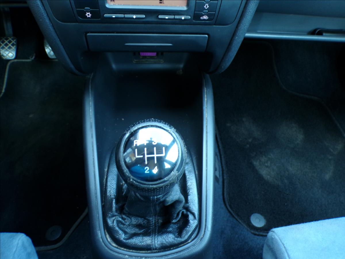 seat-toledo-2-3-v5-125kw-digi-klima - 8