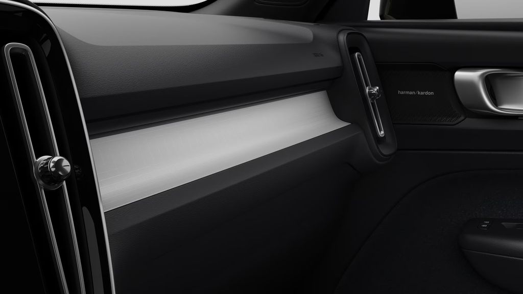 volvo-xc40-plus-b4-360-pixel-led - 6
