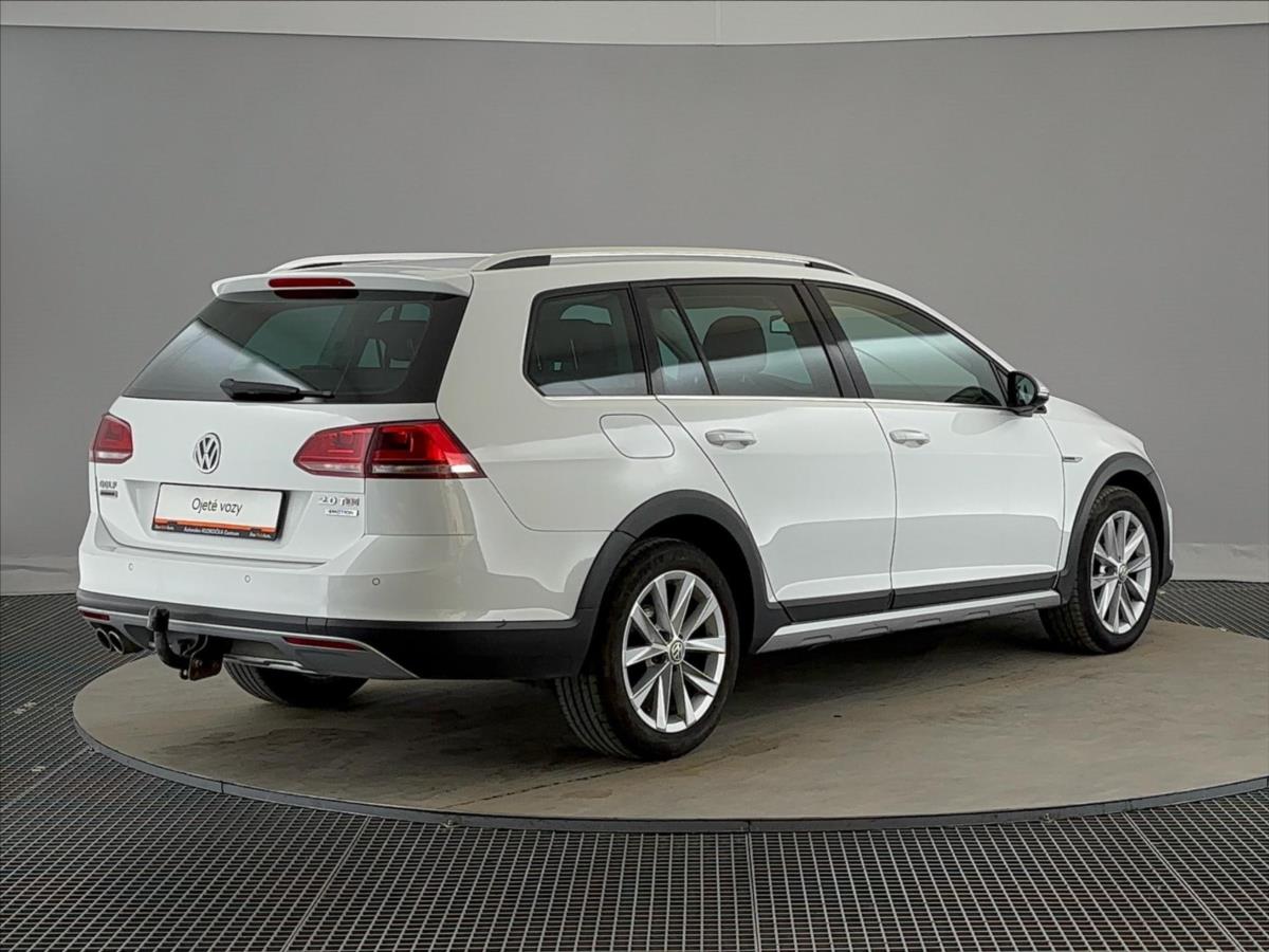 volkswagen-golf-2-0-tdi-alltrack-4motion-dsg - 1