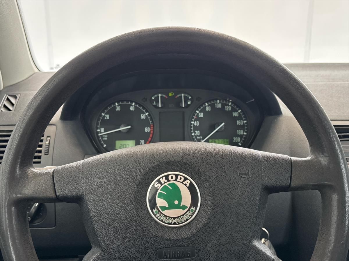 skoda-fabia-1-2-htp-classic - 9