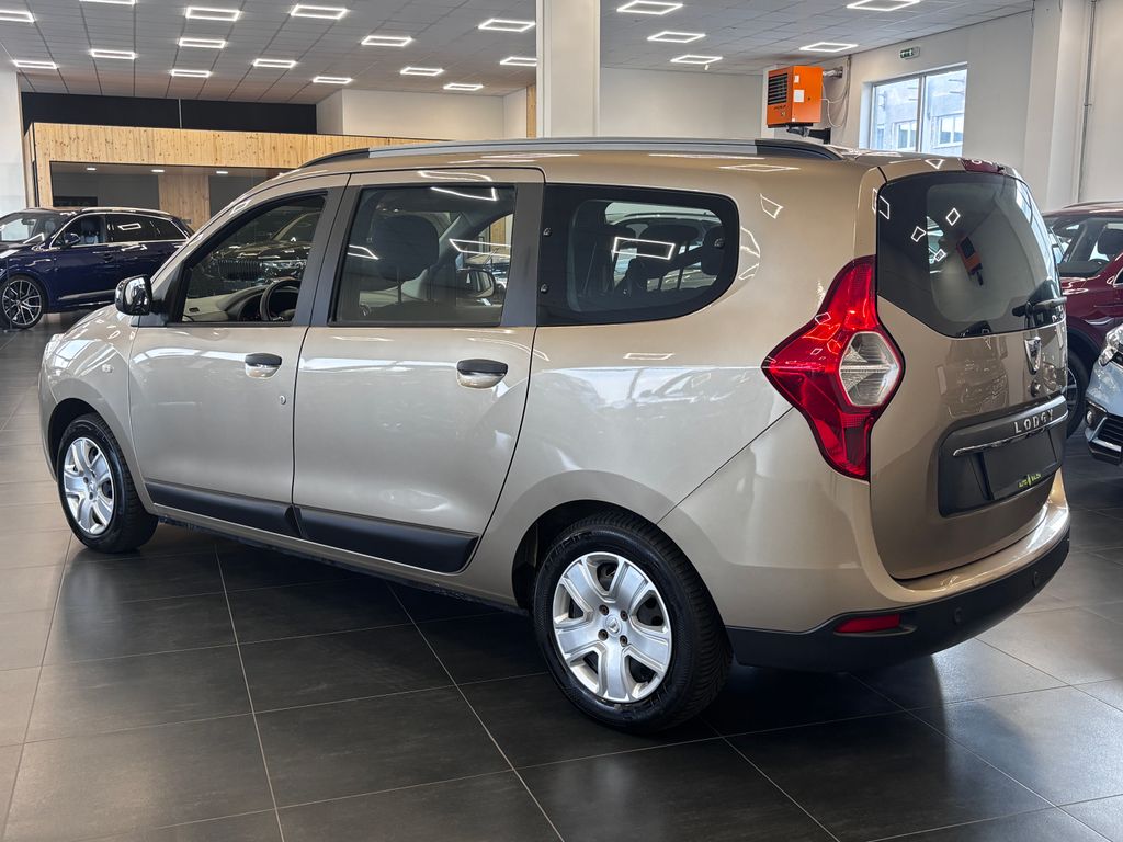 dacia-lodgy-96-kw-7-mist-navi-senzory - 3