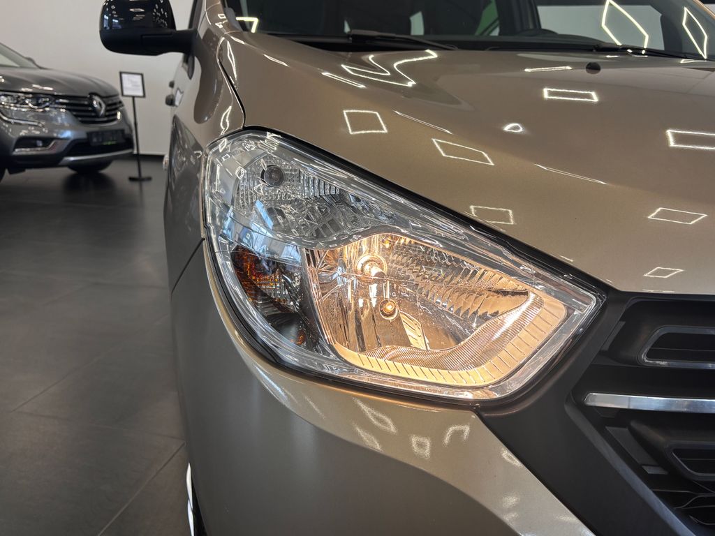 dacia-lodgy-96-kw-7-mist-navi-senzory - 5