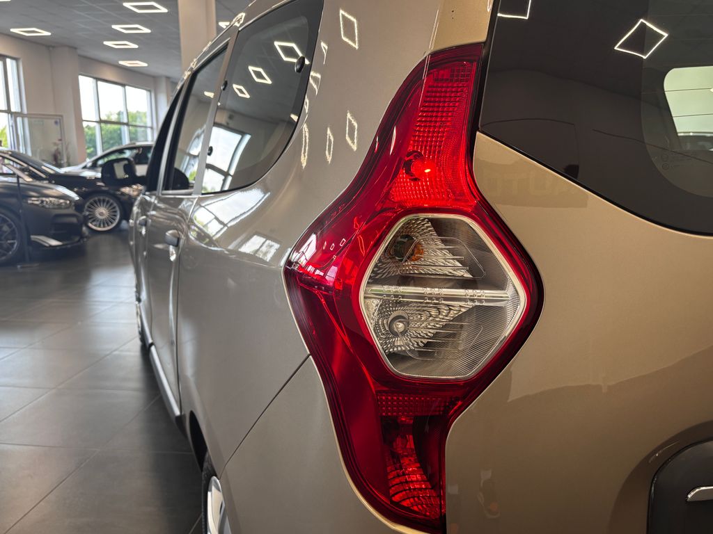 dacia-lodgy-96-kw-7-mist-navi-senzory - 6