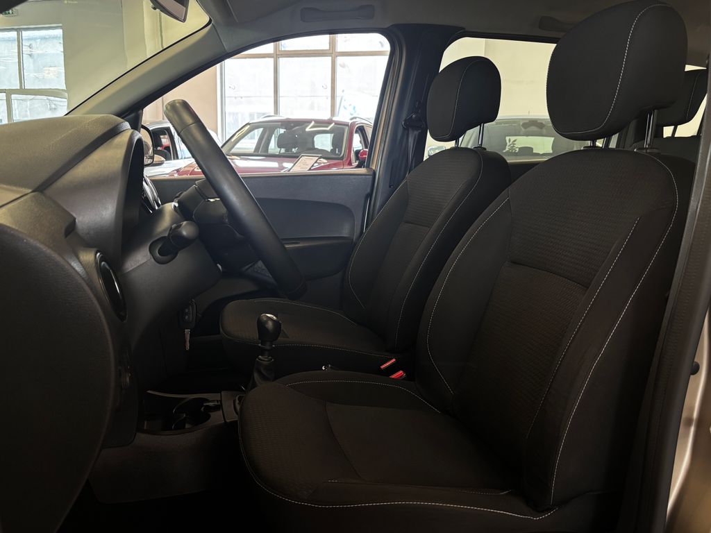 dacia-lodgy-96-kw-7-mist-navi-senzory - 8