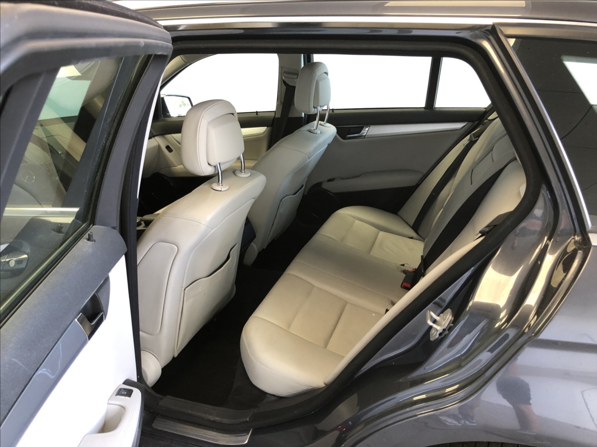 mercedes-benz-tridy-c-2-1-220-cdi-cdi - 9
