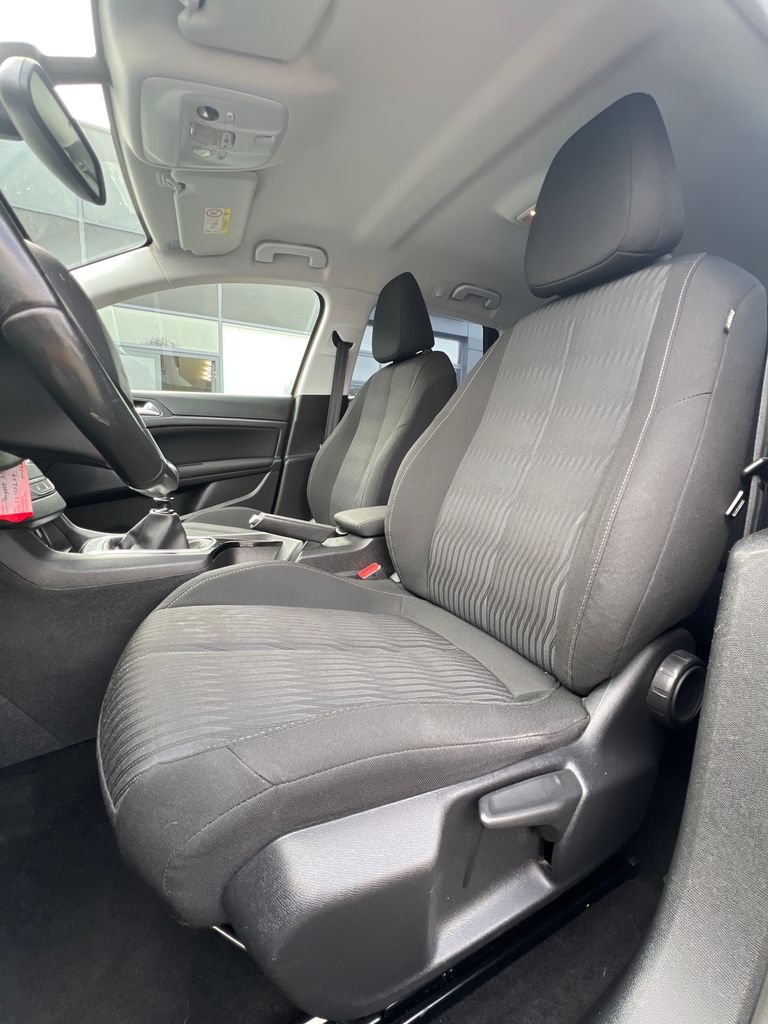 peugeot-308-1-2-130k-servis-zaruka - 7