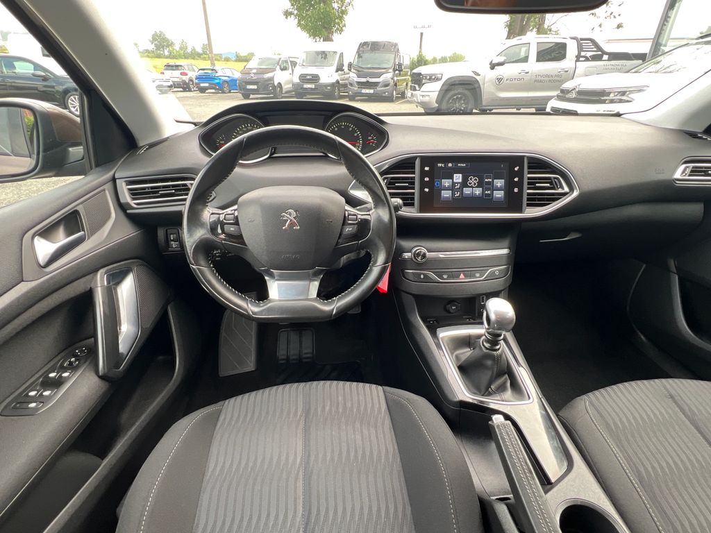 peugeot-308-1-2-130k-servis-zaruka - 8