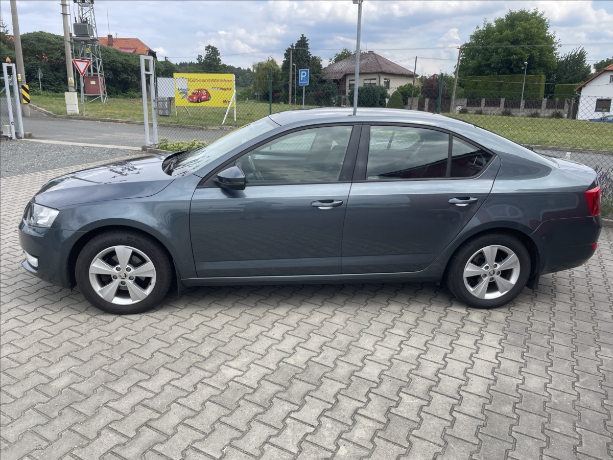 skoda-octavia-1-2-tsi-77-kw-cr-klima-ok-tz-nova-stk-iii - 4