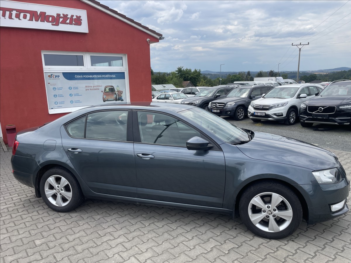 skoda-octavia-1-2-tsi-77-kw-cr-klima-ok-tz-nova-stk-iii - 7