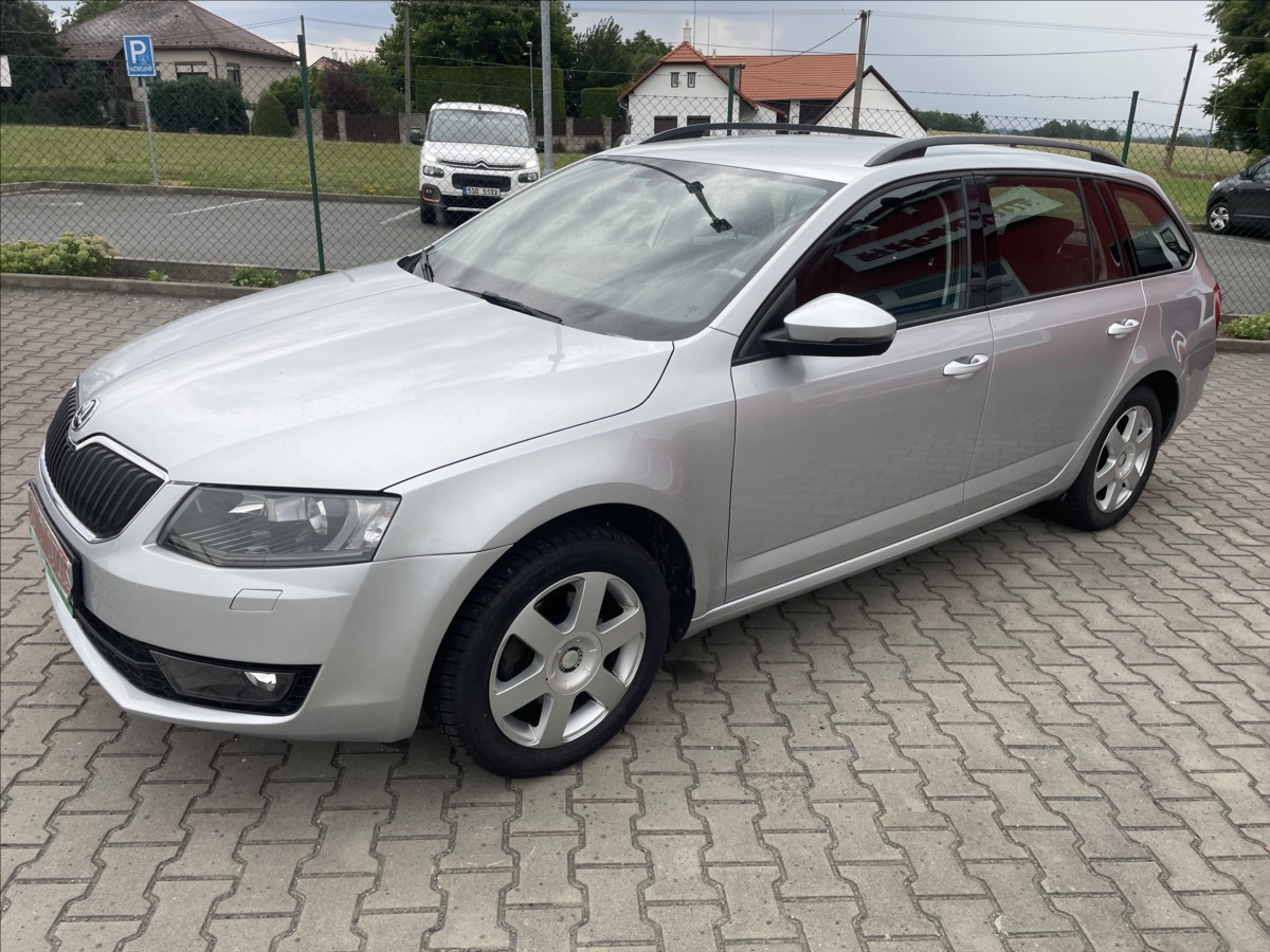 skoda-octavia-2-0-tdi-4x4-cr-digiklima-xenony-webasto-iii - 3
